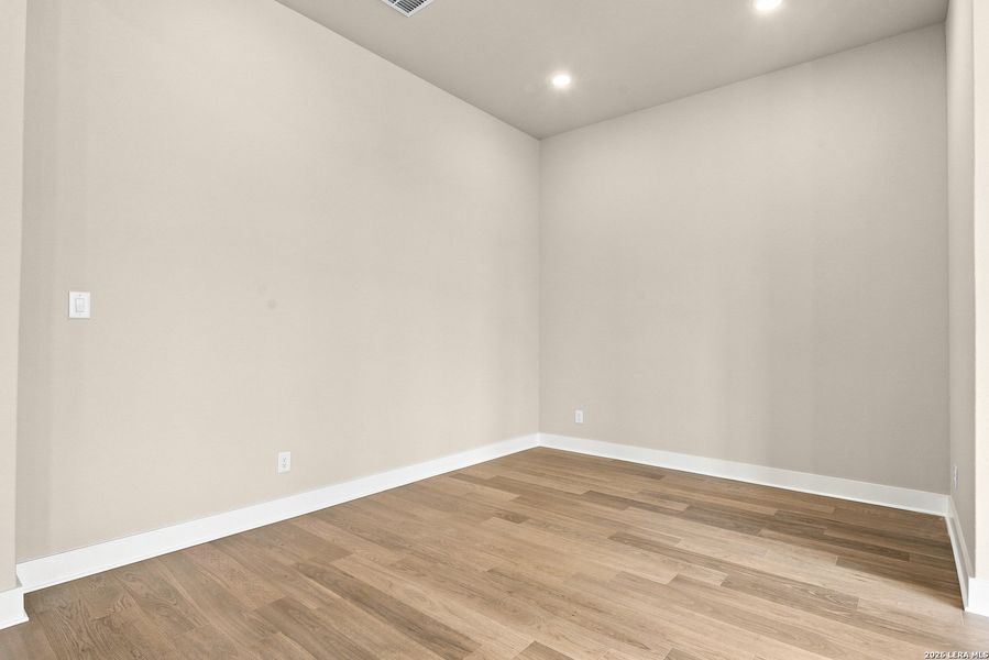 Spacious, unfurnished interior of a new home in Legacy at Lake Dunlap, New Braunfels (Image 33). Spacious, unfurnished interior of a new home in Legacy at Lake Dunlap, New Braunfels (Image 33).