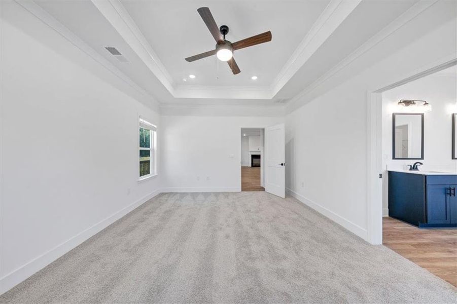 Spacious, unfurnished interior of a new home in Tuscany Hills, Douglasville (Image 48).