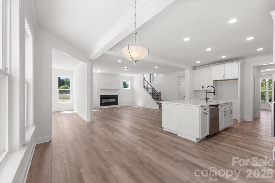 Spacious, unfurnished interior of a new home in , Hickory (Image 34).