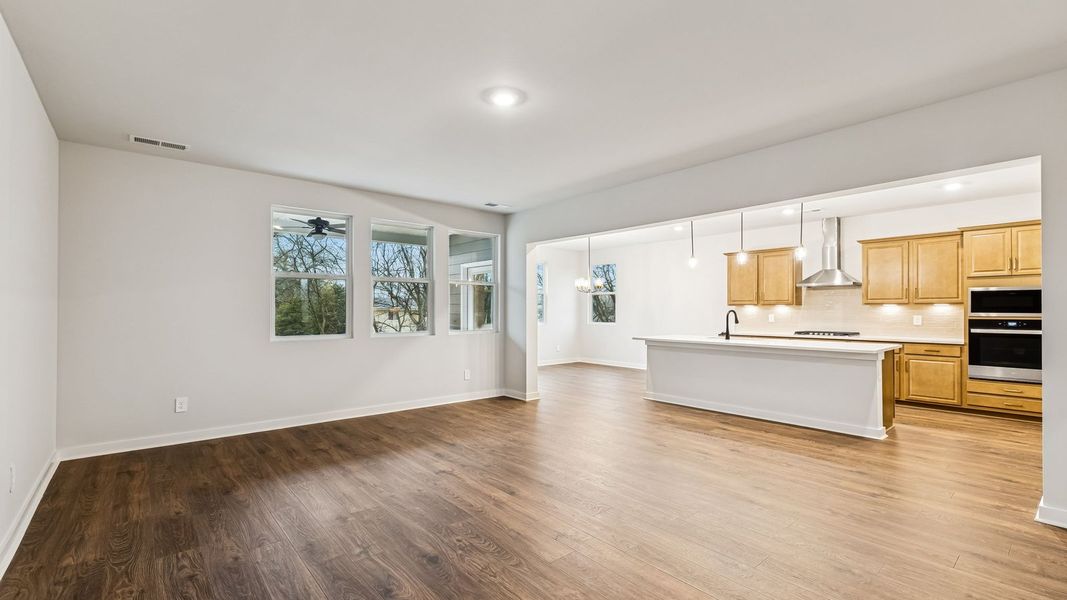 Representative unfurnished interior of a home built from the Stonebrook II by D.R. Horton in Harvest Point, Spring Hill (Image 42). Representative unfurnished interior of a home built from the Stonebrook II by D.R. Horton in Harvest Point, Spring Hill (Image 42).