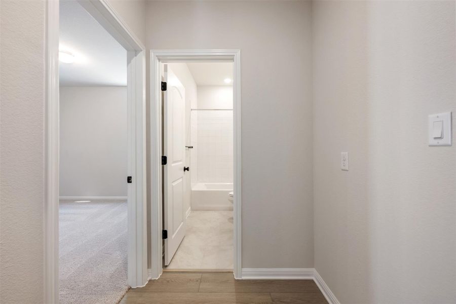 Representative images and renderings are for illustrative purposes. Actual structural options and design finishes of home may vary.