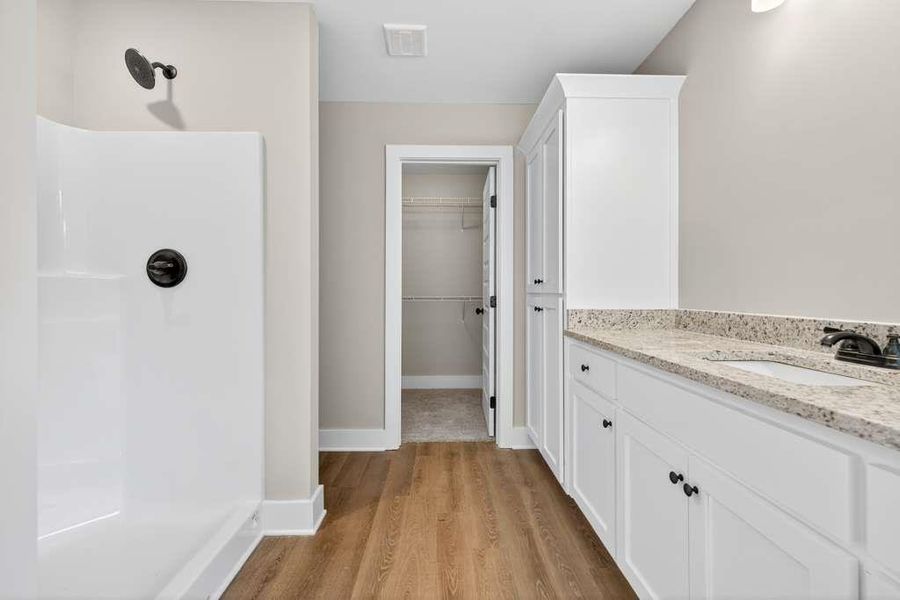 Image 32 of a home in .