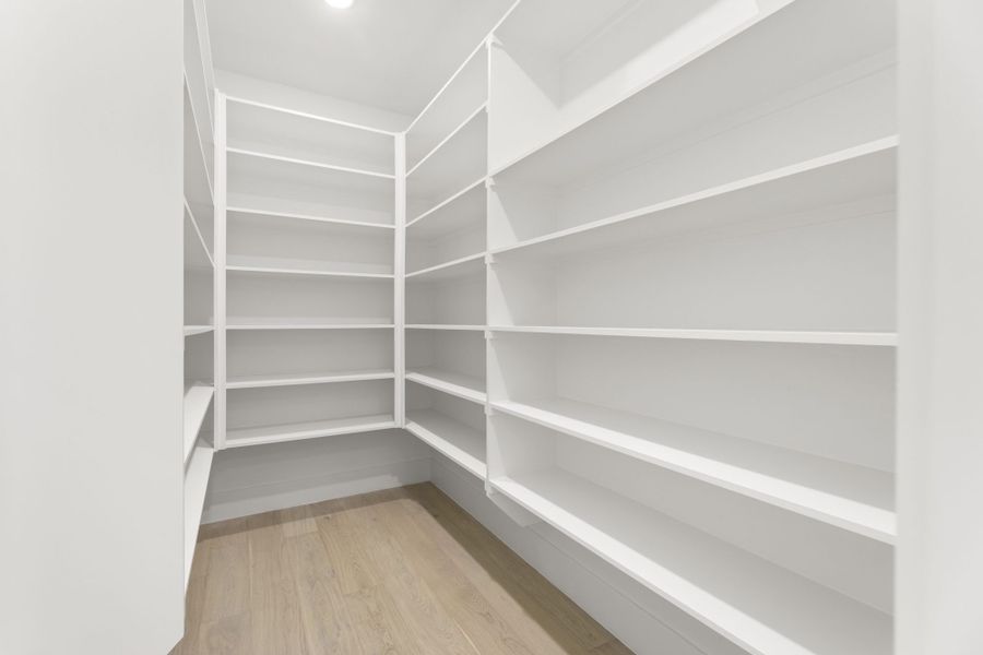 Representative unfurnished interior of a home built from the 7061 by Tradition Homes in Mustang Lakes, McKinney (Image 22).