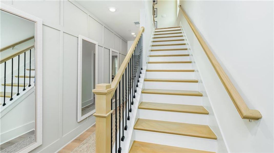 Spacious, unfurnished interior of a new home in The Village at Sandy Plains, Marietta (Image 21).