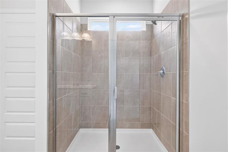 Close-up of interior finishes inside a home in Summerfield Place, Carrollton (Image 14).