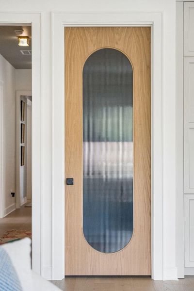 Close-up of interior finishes inside a home in , Charleston (Image 19).