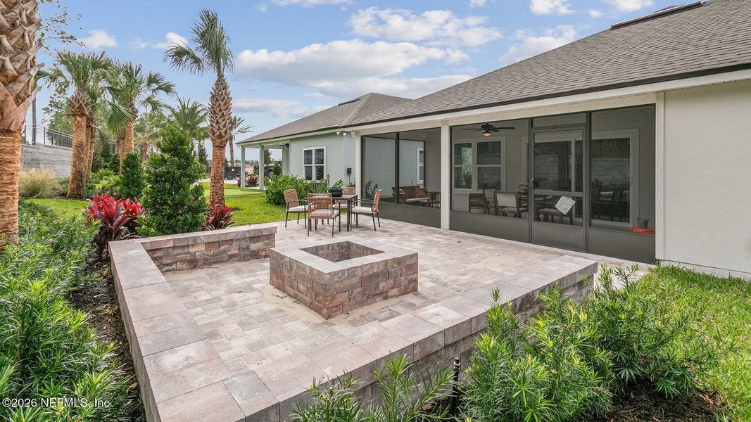 Exterior details and patio area of a home in Sawmill Branch, Palm Coast (Image 26).