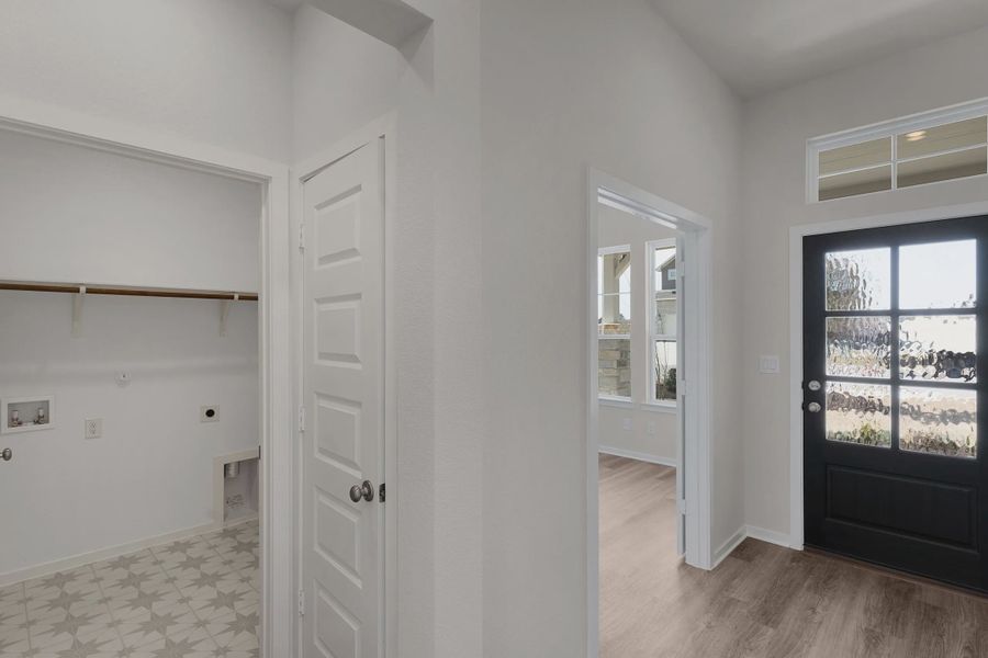 Spacious, unfurnished interior of a new home in Nolina, Georgetown (Image 13).