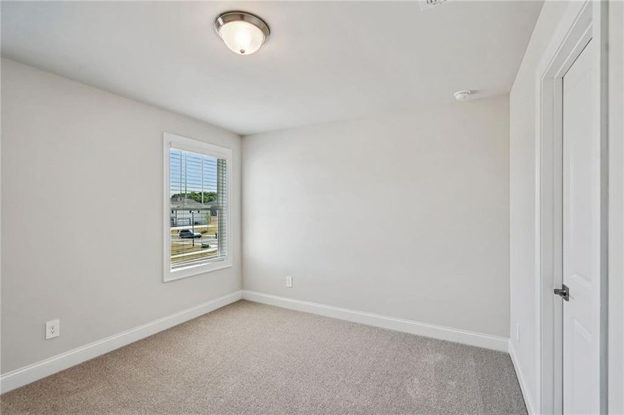 Spacious, unfurnished interior of a new home in River Pointe, Monroe (Image 33).