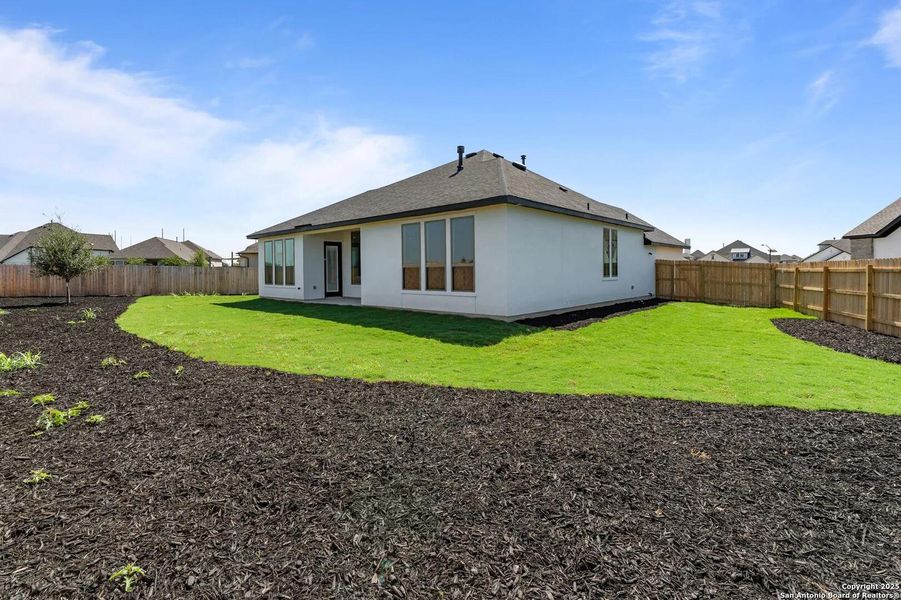 Image 26 of a home in Legacy at Lake Dunlap. Image 26 of a home in Legacy at Lake Dunlap.