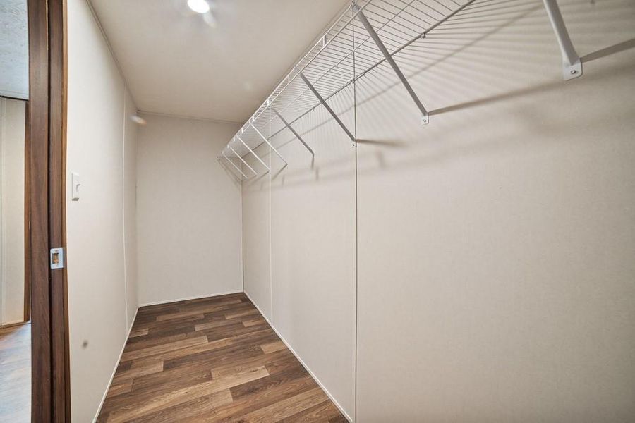Spacious, unfurnished interior of a new home in , Montague (Image 21).