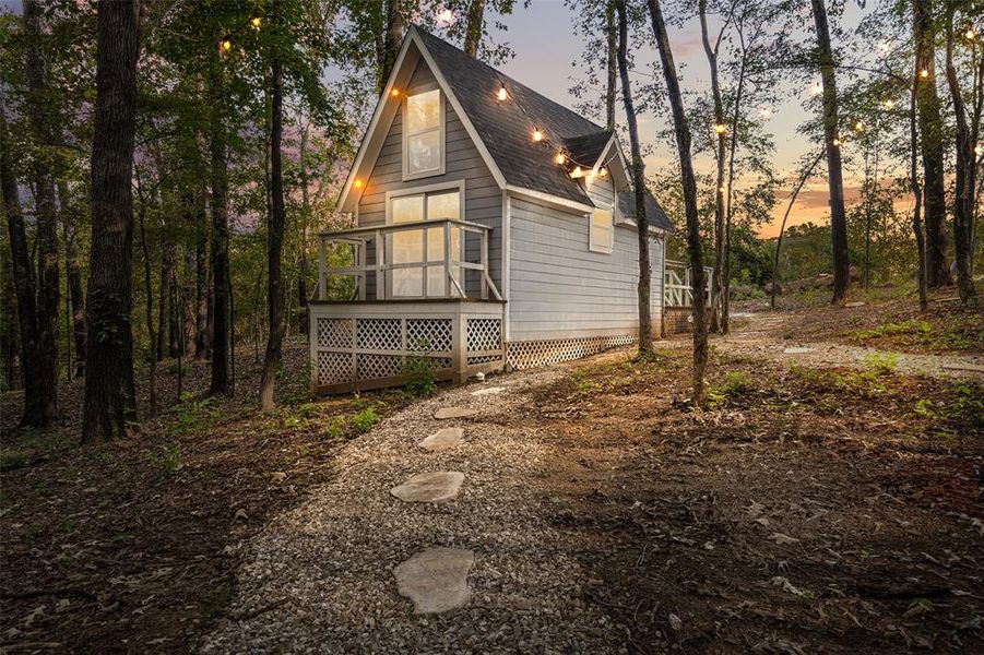 Image 33 of a home in . Image 33 of a home in .