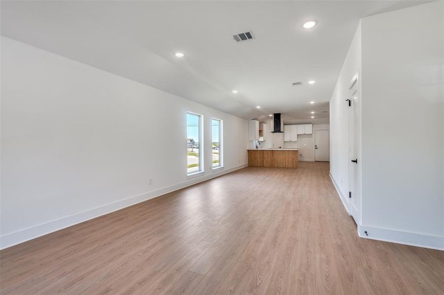 Spacious, unfurnished interior of a new home in , Fort Worth (Image 17). Spacious, unfurnished interior of a new home in , Fort Worth (Image 17).