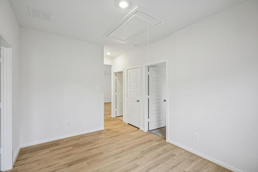 Photo is not of the actual home, but is an inspirational photo of builder’s model home and may depict options, furnishings, and/or decorator features that are not included