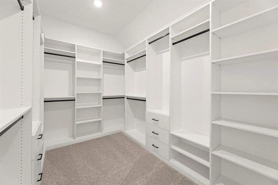 38. 150 Waterview - Closet