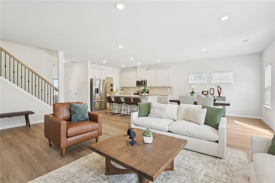 Furnished interior view inside a new home in Ivey Township, Dallas (Image 11).