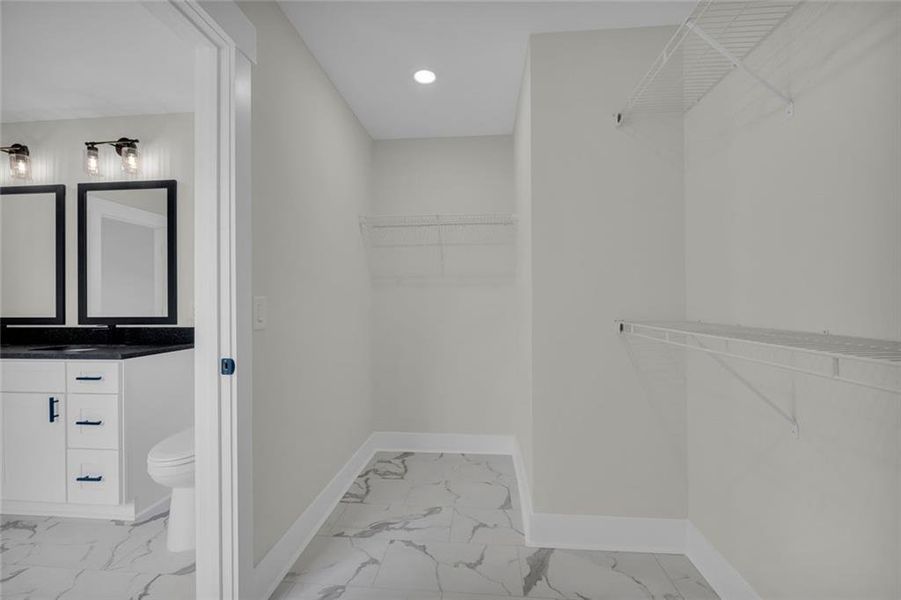 Spacious, unfurnished interior of a new home in , Toccoa (Image 32).