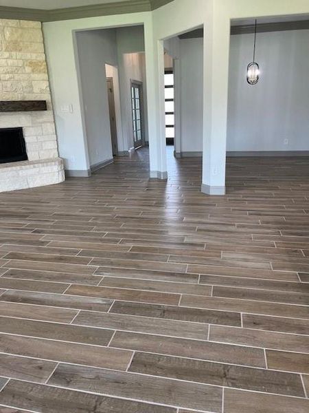 Spacious, unfurnished interior of a new home in , Athens (Image 19).