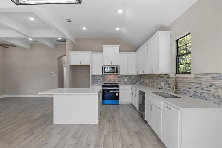 Furnished interior view inside a new home in , Granbury (Image 6).