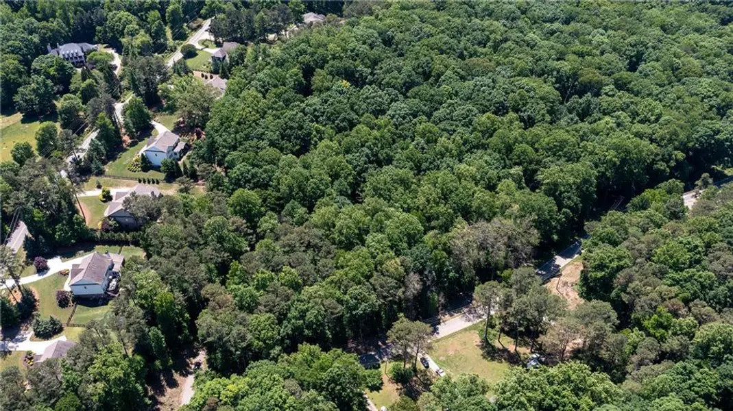 Natural landscape and outdoor views near in Alpharetta (Image 4). Natural landscape and outdoor views near in Alpharetta (Image 4).