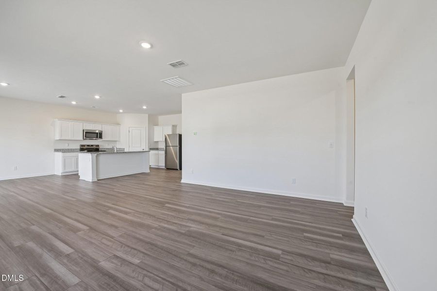 17-web-or-mls-Quarry Rd 547-S2105-013 17-web-or-mls-Quarry Rd 547-S2105-013
