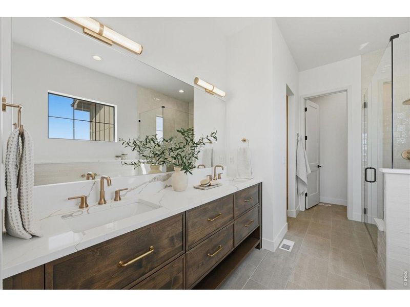 Furnished interior view inside a new home in , Windsor (Image 33).