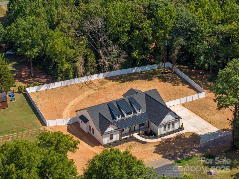 Image 26 of a home in . Image 26 of a home in .