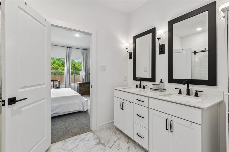 Furnished interior view inside a new home in , Dallas (Image 9).