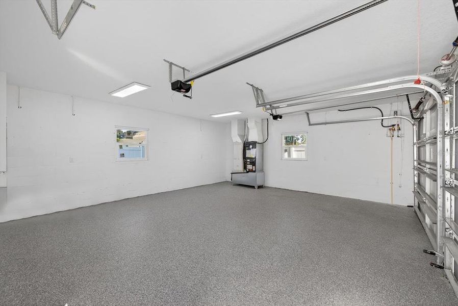 Spacious, unfurnished interior of a new home in , St. Petersburg (Image 71).