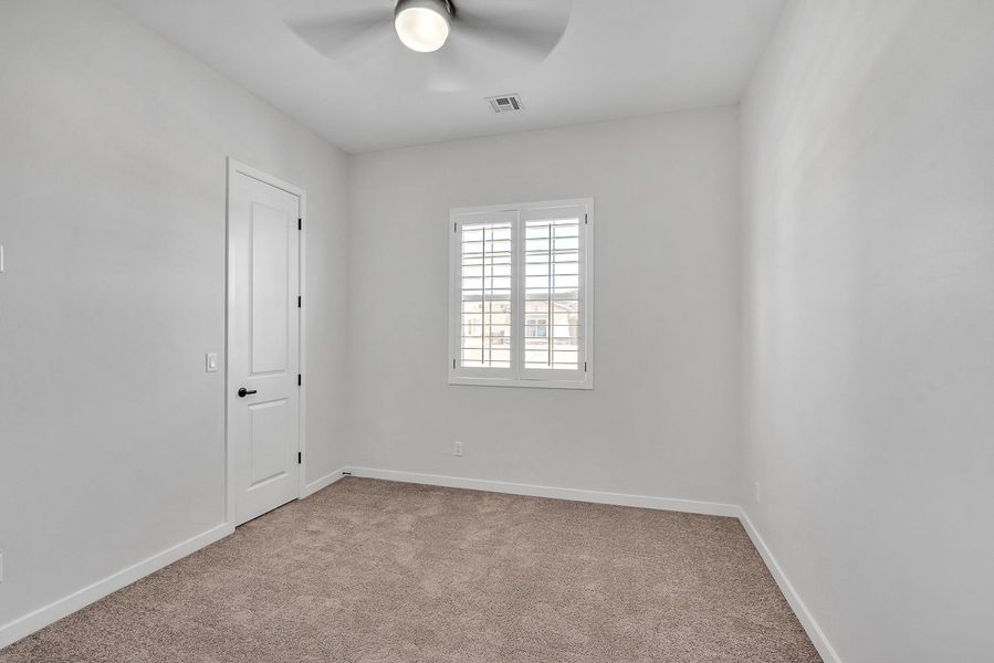 Spacious, unfurnished interior of a new home in Painted Sky, El Paso (Image 20). Spacious, unfurnished interior of a new home in Painted Sky, El Paso (Image 20).