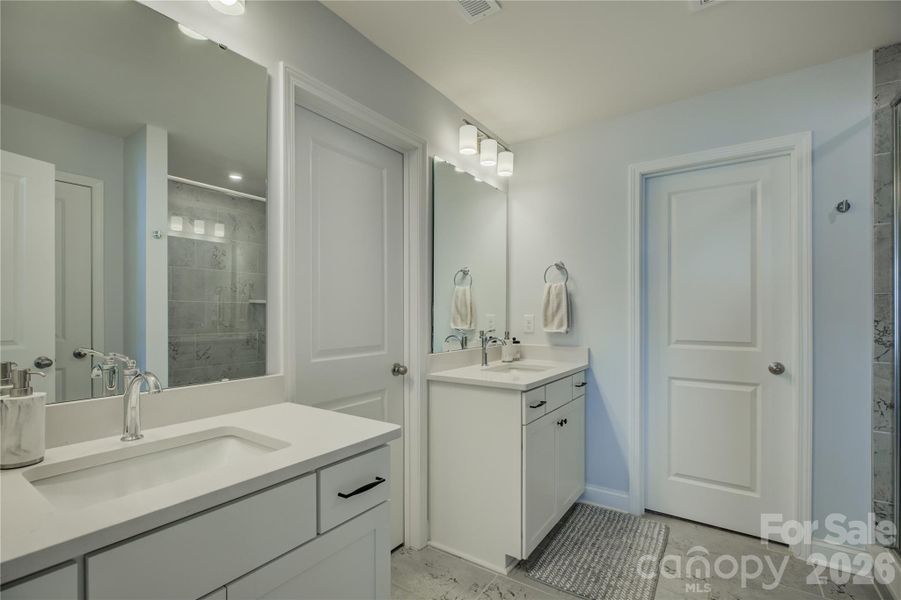 Furnished interior view inside a new home in Lakeside Glen, York (Image 31).