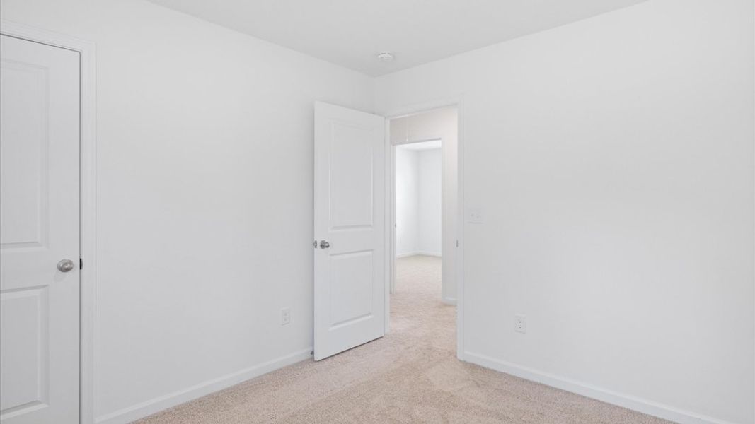 Representative unfurnished interior of a home built from the Glendale by D.R. Horton in Mary's Pointe, Clinton (Image 24).