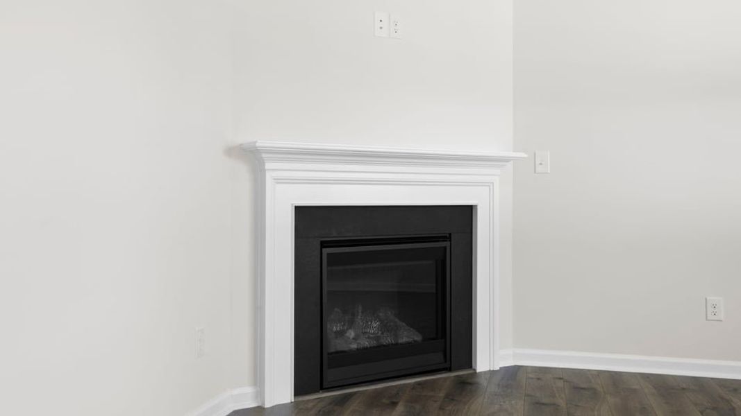 Spacious, unfurnished interior of a new home in Durbin Meadows Traditions, Fountain Inn (Image 21).