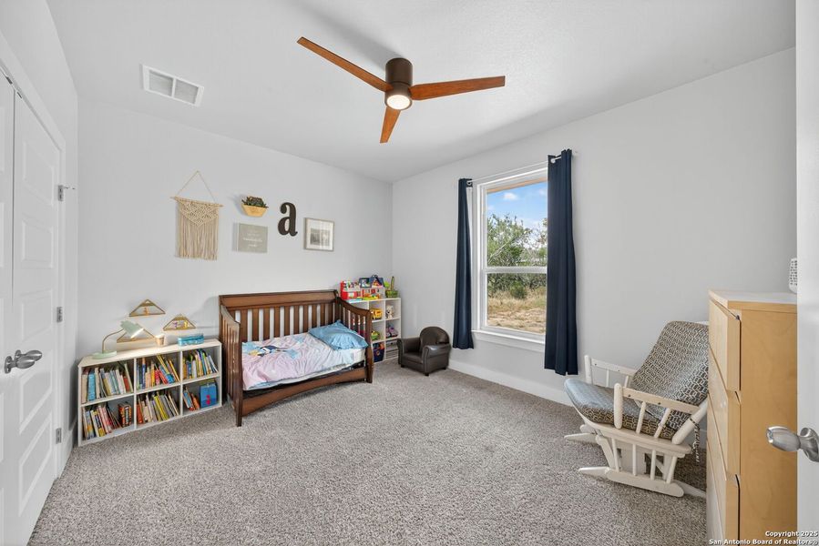 Image 29 of a home in .