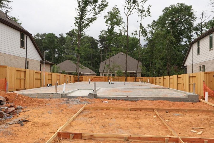 Every foundation at DWH is engineered and it’s inspected three times! We do not do “batch” testing. Rest easy knowing your foundation comes with a 10 year warranty. Every foundation at DWH is engineered and it’s inspected three times! We do not do “batch” testing. Rest easy knowing your foundation comes with a 10 year warranty.