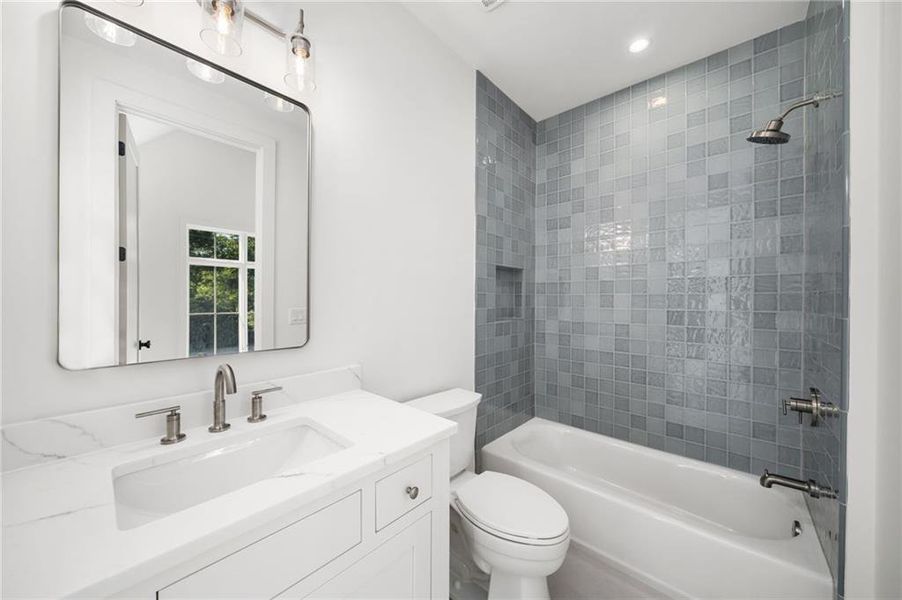 Furnished interior view inside a new home in , Roswell (Image 11).