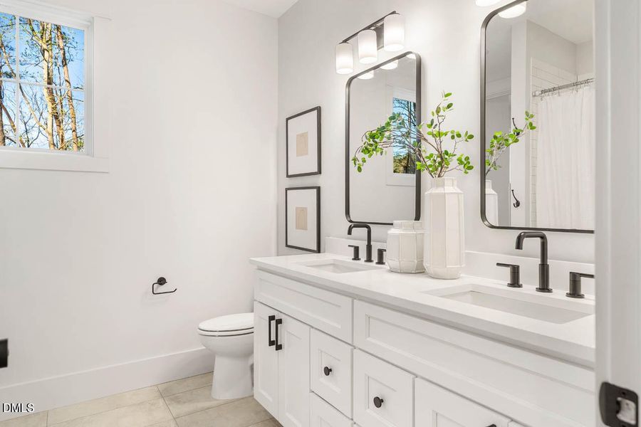 2044355995524827465-64