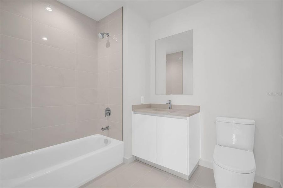 Furnished interior view inside a new home in , St. Petersburg (Image 17).