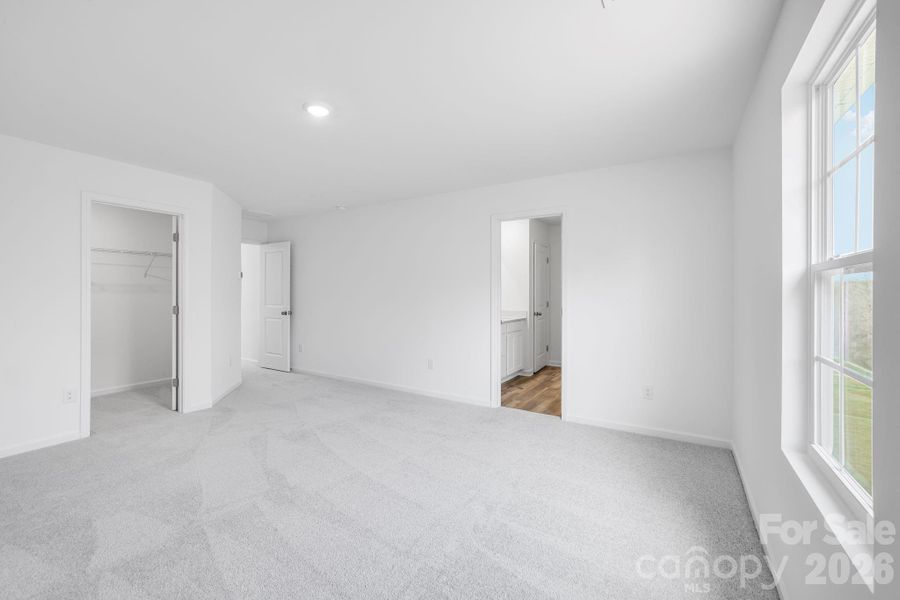 Spacious, unfurnished interior of a new home in Cleveland Hill, Shelby (Image 25).
