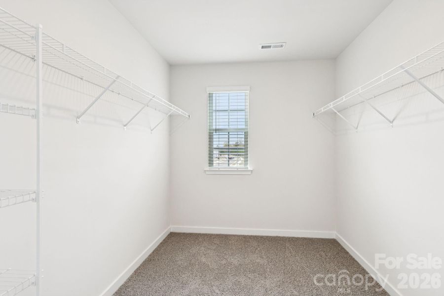 Spacious, unfurnished interior of a new home in Woodhaven at Chester, Chester (Image 29).