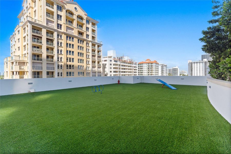 Community amenities in , Fort Lauderdale (Image 38).