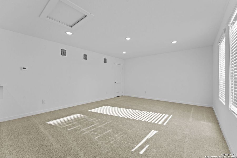 Spacious, unfurnished interior of a new home in Waterwheel: Coastline Collection, San Antonio (Image 22). Spacious, unfurnished interior of a new home in Waterwheel: Coastline Collection, San Antonio (Image 22).