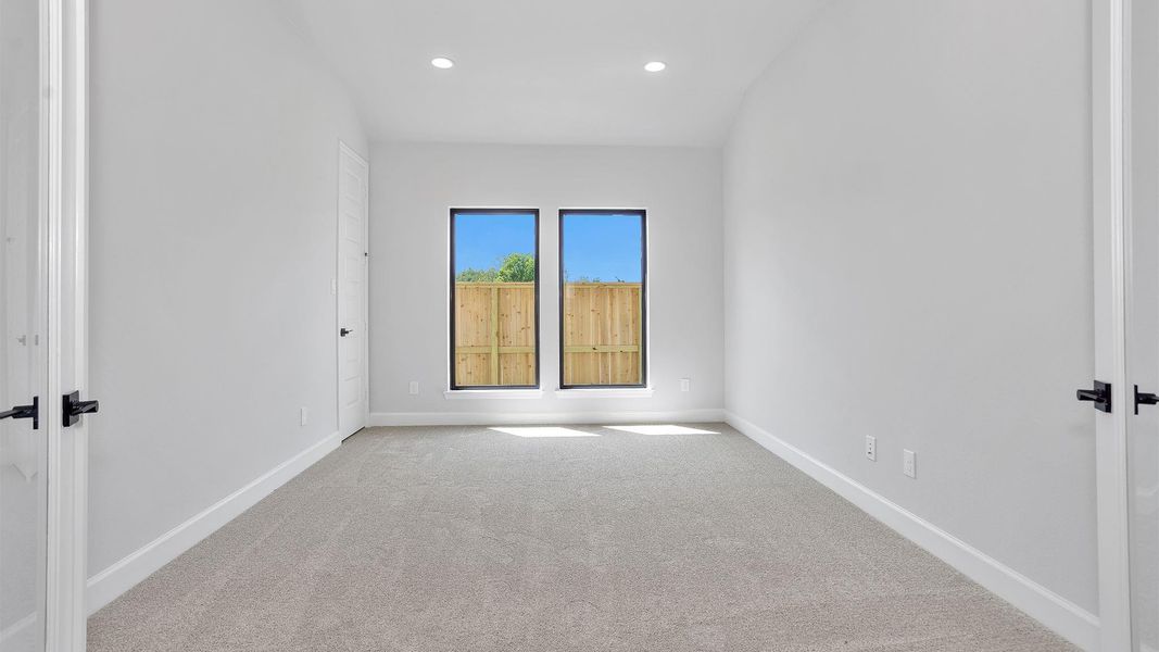 Spacious, unfurnished interior of a new home in Sienna, Missouri City (Image 11). Spacious, unfurnished interior of a new home in Sienna, Missouri City (Image 11).