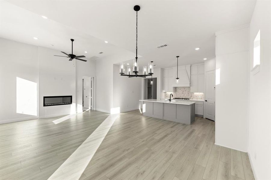 13_14. 1105 Birdsong - Dining (3)