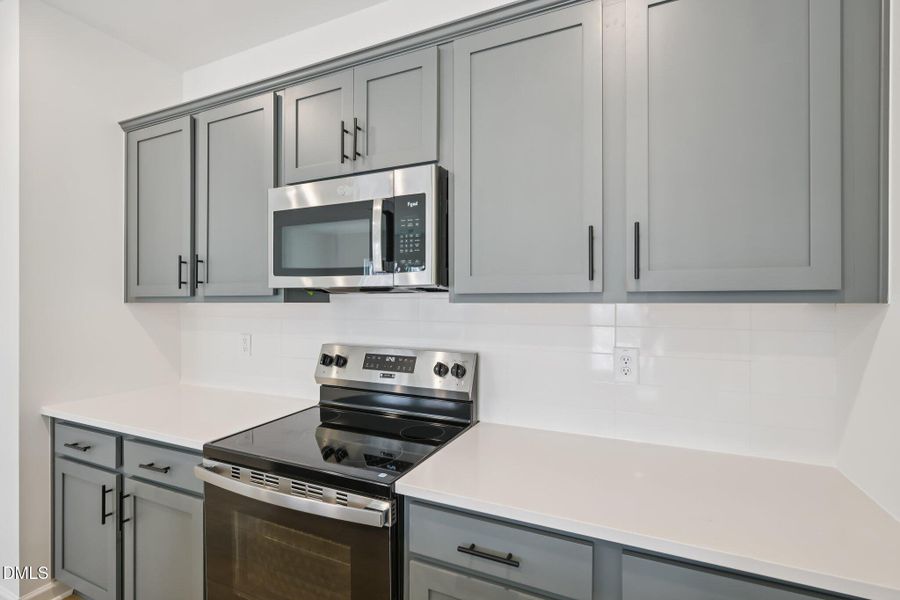 15-web-or-mls-Salers Loop-S1902-015