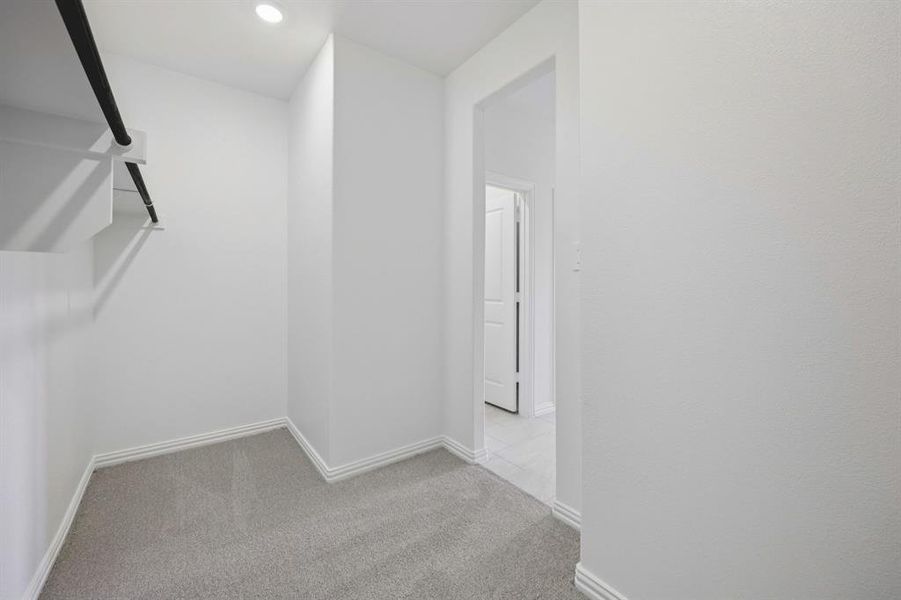 Spacious, unfurnished interior of a new home in Lakehaven - Signature Series, Farmersville (Image 25).