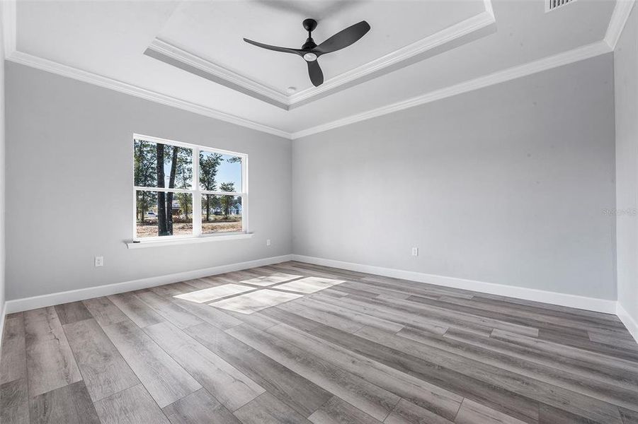 Spacious, unfurnished interior of a new home in Grand Oaks, Gainesville (Image 17).