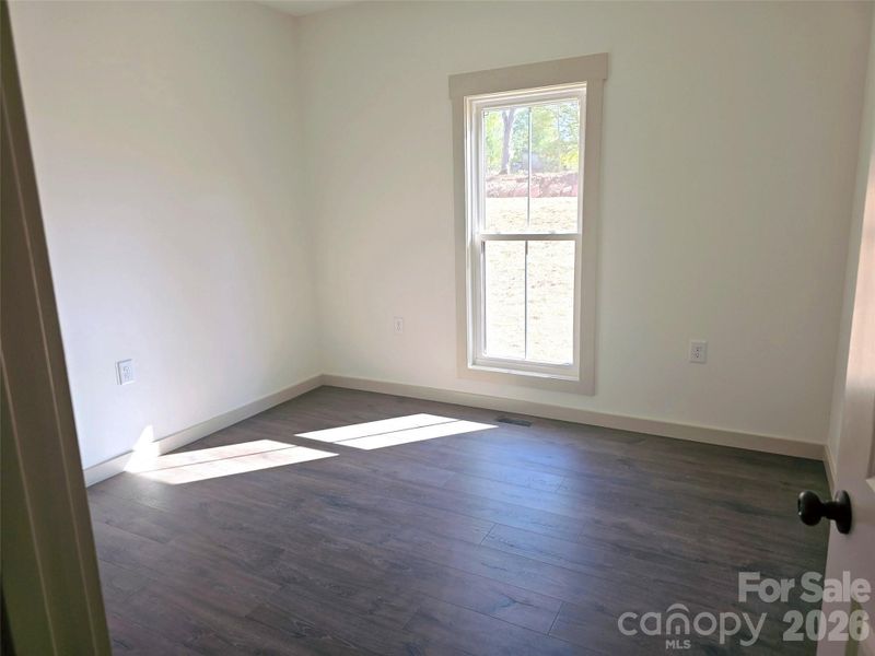 Spacious, unfurnished interior of a new home in , Tryon (Image 7).