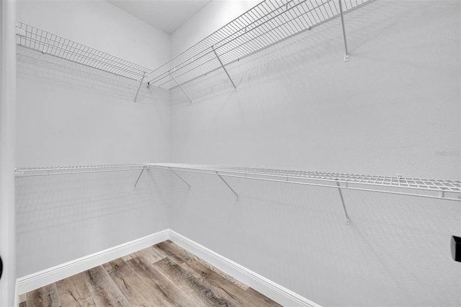 Spacious, unfurnished interior of a new home in , Kissimmee (Image 41).