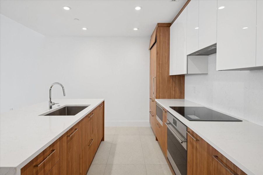 Furnished interior view inside a new home in , Fort Lauderdale (Image 15).